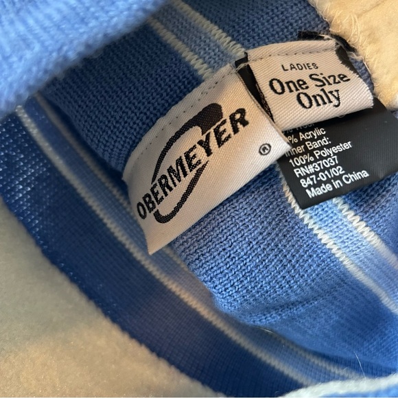 Obermeyer Women’s Wool Blend Ski Beanie. One Size. - Picture 4 of 8